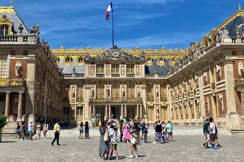 Tour privado a Versalles desde París, recogida en Mercedes en el hotel